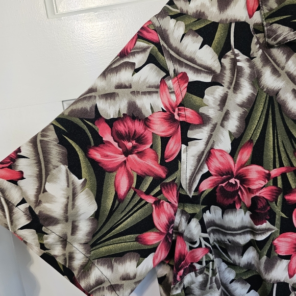 Hawaiian Casual Button Down Shirt - Pink Floral - Picture 3 of 5